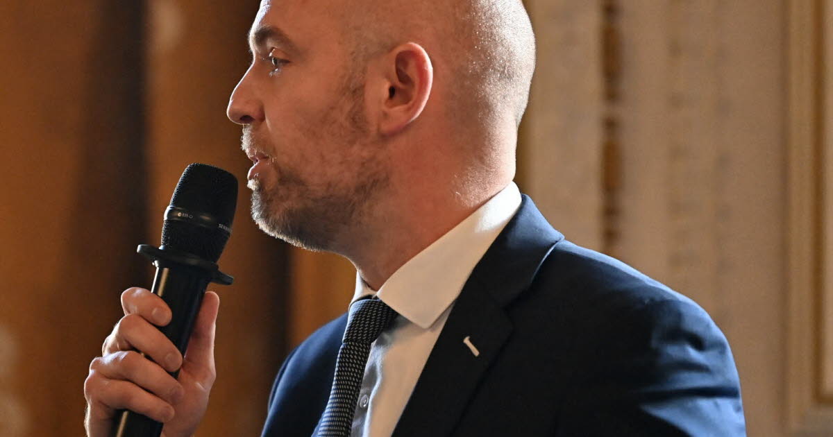 Saint-Étienne. Élu premier adjoint, Marc Chassaubéné apaisera-t-il la situation ?