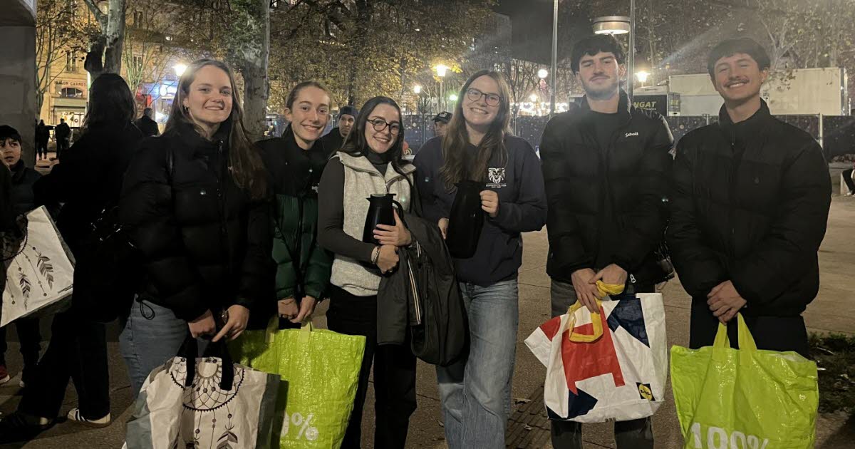Lyon. ﻿Sur leur temps libre, ces étudiants partent en maraude aider les SDF