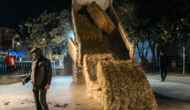 la FDSEA regrette que « des éléments extérieurs » aient coupé deux arbres à la tronçonneuse à Grenoble