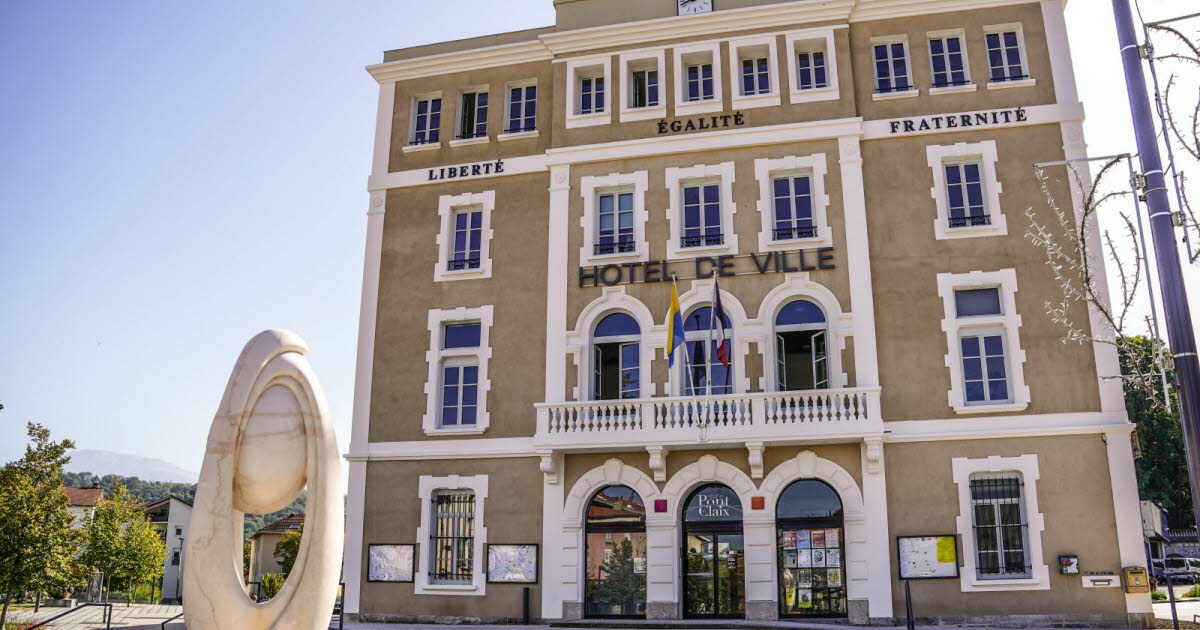 Le Pont-de-Claix. Le Pont-de-Claix gagne plus de 160 habitants
