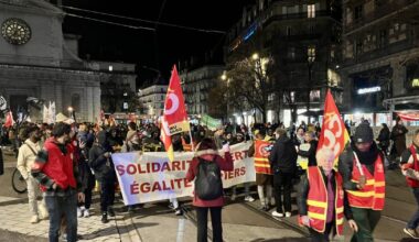 Grenoble. Il tente de mettre le feu au sapin de Noël de la place Notre Dame et se rebelle lors de son arrestation