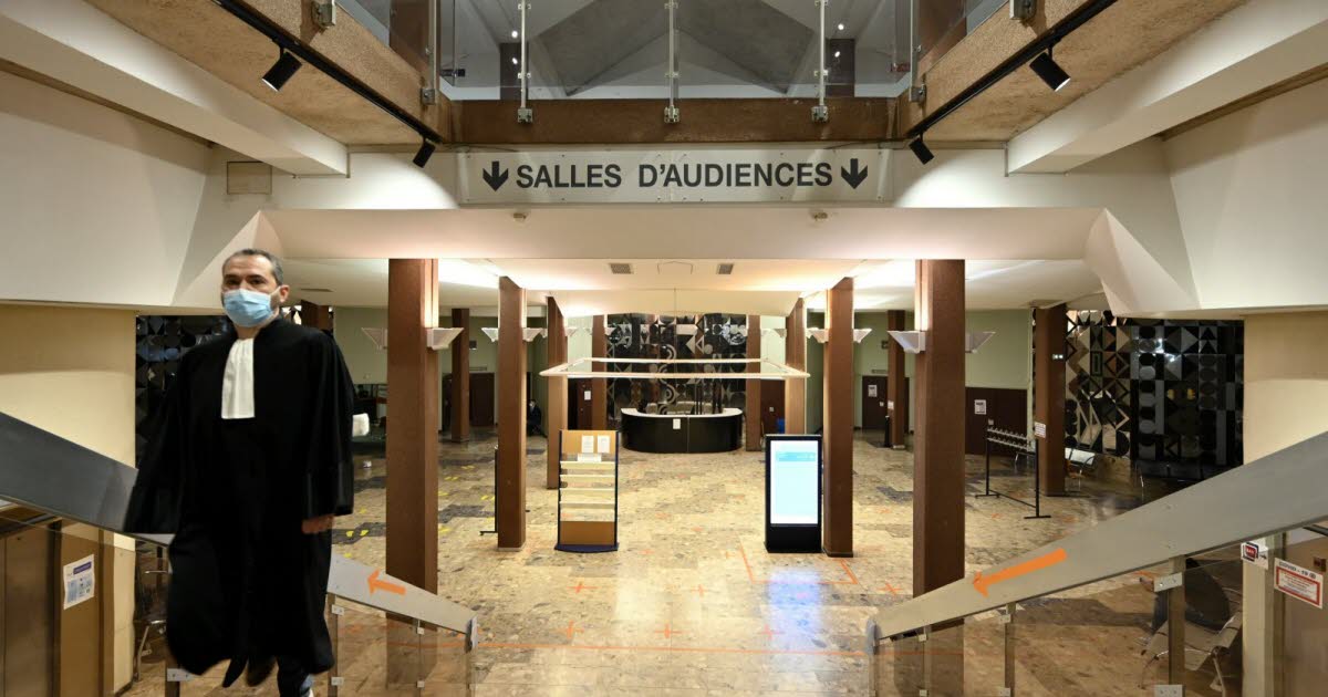 12 mois ferme et maintien en détention