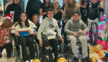 spectacles et cadeaux illuminent le quotidien des enfants