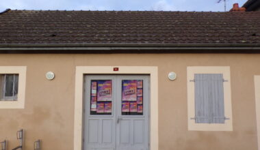 des permanences pour les écouter et les guider