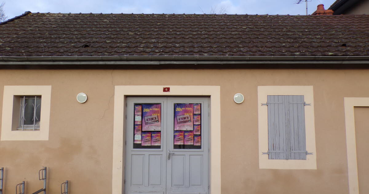 des permanences pour les écouter et les guider