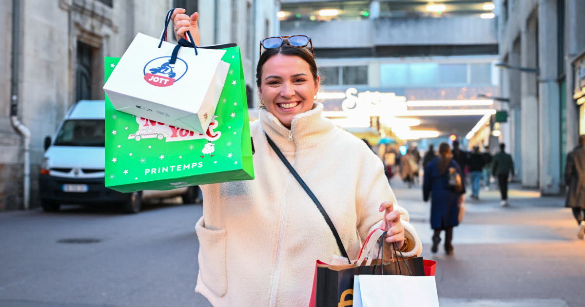Photos. Nancy en effervescence pour les derniers achats de Noël