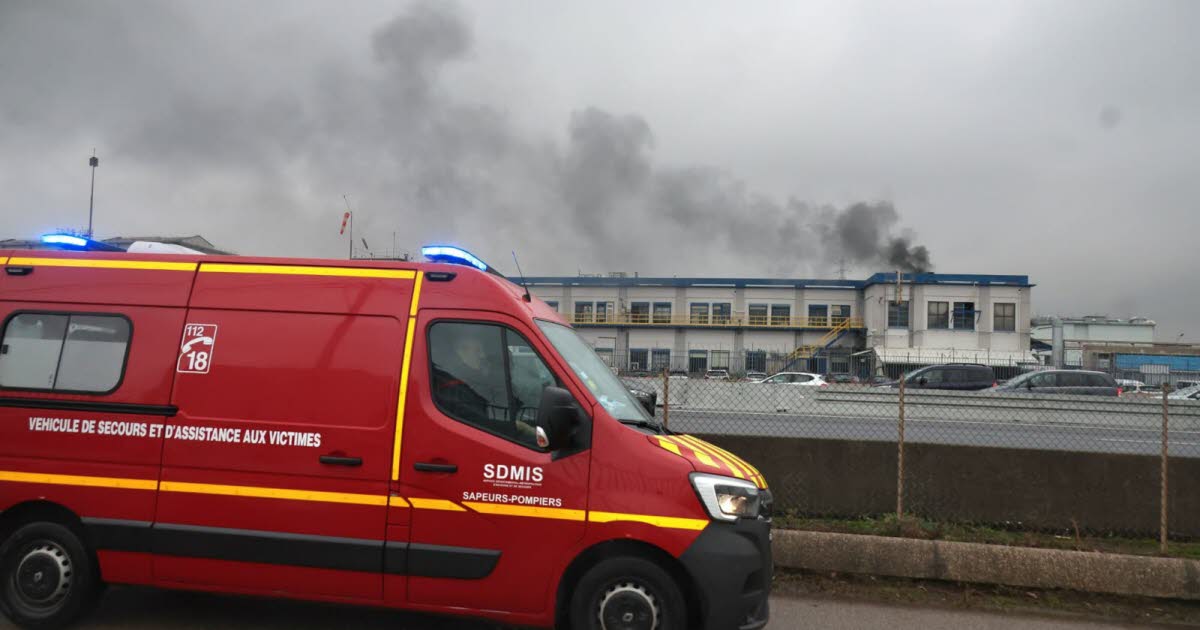 trois blessés « en urgence absolue », « une alerte supplémentaire sur la Vallée de la chimie »
