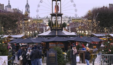 Nancy. Place de la Carrière, première année pour le Village du Gouverneur et déjà un succès