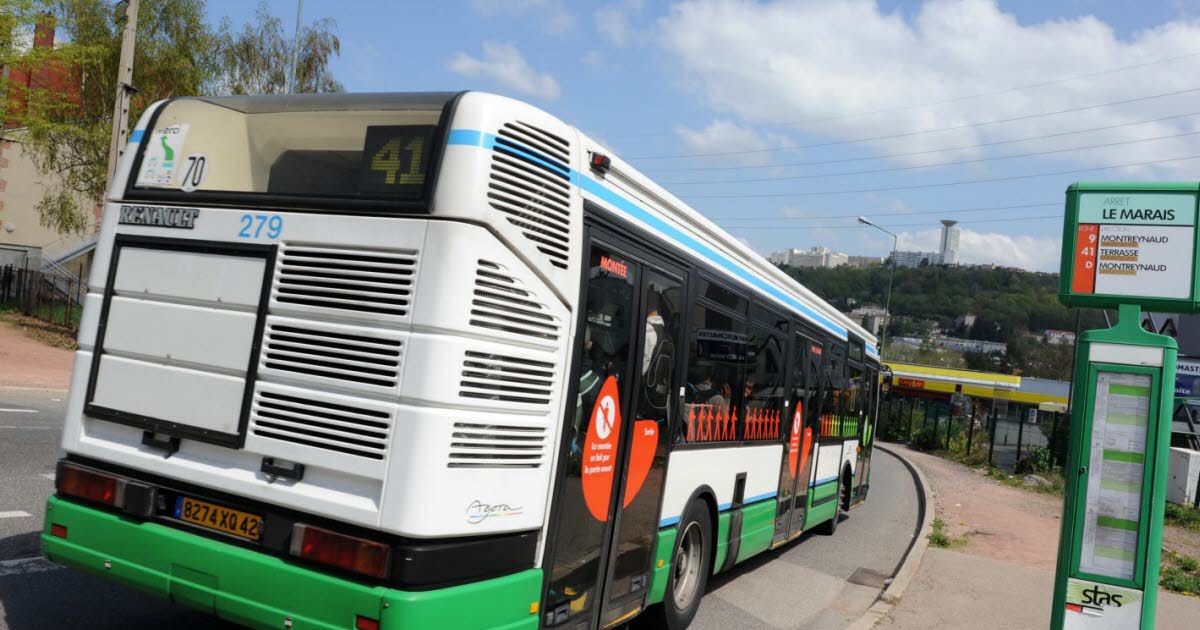 le bus caillassé parvient à repartir