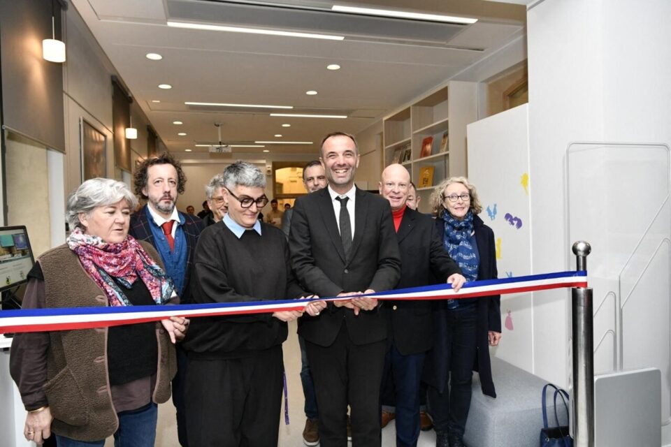 Inaugurée ce jeudi 4 décembre 2025 par le maire de Montpellier, la nouvelle médiathèque accueille le public depuis le 5 décembre