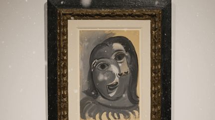 Et si cette année, pour Noël, vous pouviez glisser un authentique Picasso au pied du sapin ? Une tombola internationale est lancée pour tenter de gagner le portrait de Dora Maar, muse du peintre espagnol, estimé à 1 million d'euros. Le billet pour participer coûte 100 euros. Cette vente a pour but de financer la recherche contre la maladie d'Alzheimer.