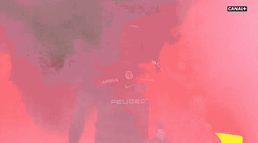 Sympa de lui avoir filé un petit Domac pour la route.