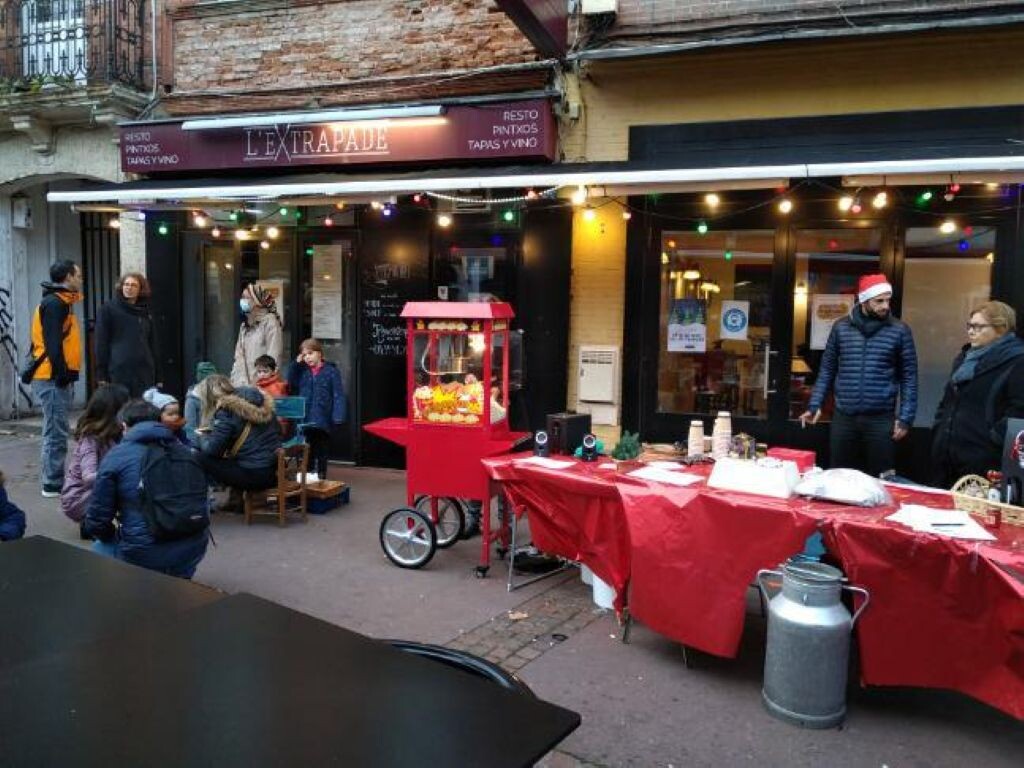 ce quartier prend le contrepied des marchés de Noël et organise une fête de village