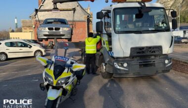 un jeune de 17 ans arrêté par la police