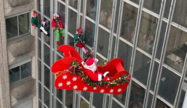 IMAGES. Pour Noël, ces pompiers de Lorraine se déguisent pour faire rêver des enfants hospitalisés