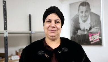 "On forme une famille", assure Rabeb, bénévole et accompagnée par les Restos du cœur