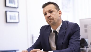 Sylvain Souvestre critique le show de la Bonne Mère… et supprime