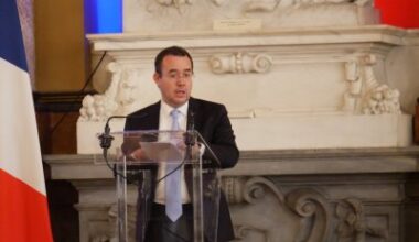 Incidents après Lorient-Nice : Le préfet soutient les policiers nationaux (…)