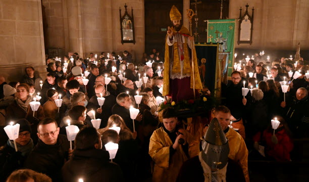 Près de 3 000 pèlerins sont attendus pour la procession dans la basilique. Photo Alexandre Marchi