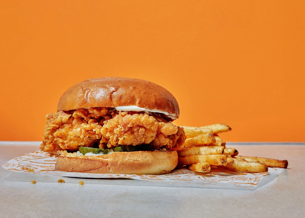 Fast-food. Popeyes, le numéro 2 mondial du poulet frit, annonce son arrivée à Toulouse