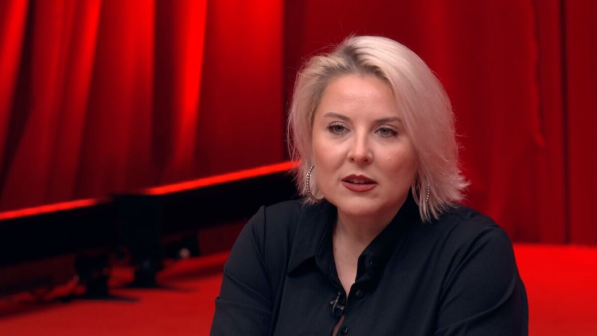 EXCLU. Marlène Schaff "entièrement nue devant un miroir", ce moment qui a tout changé pour elle
