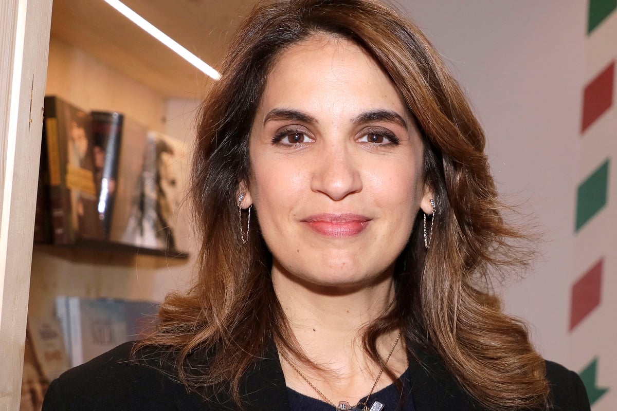 Sonia Mabrouk : “Une fois les caméras off…” enceinte, elle monte au créneau contre un célèbre animateur