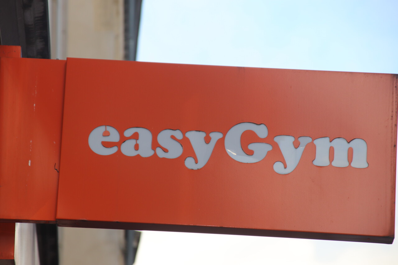 En difficulté, les salles de sport du géant low cost easyJet battent de l'aile à Paris