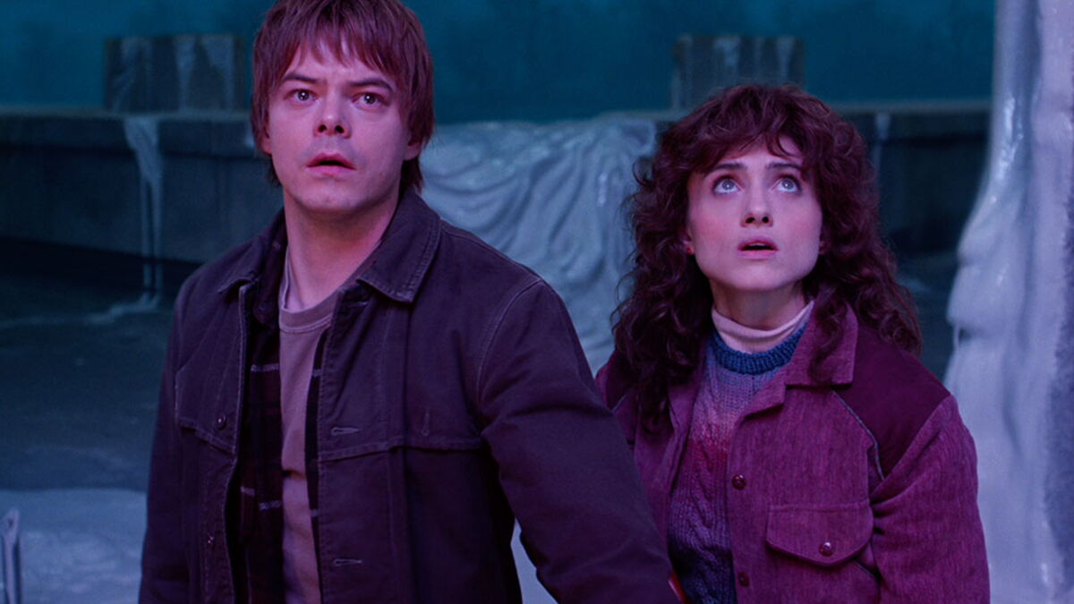 Stranger Things : C’est quoi cette boue blanche où tombent Nancy et Jonathan dans la partie 2 de la saison 5 ? Réponse des créateurs