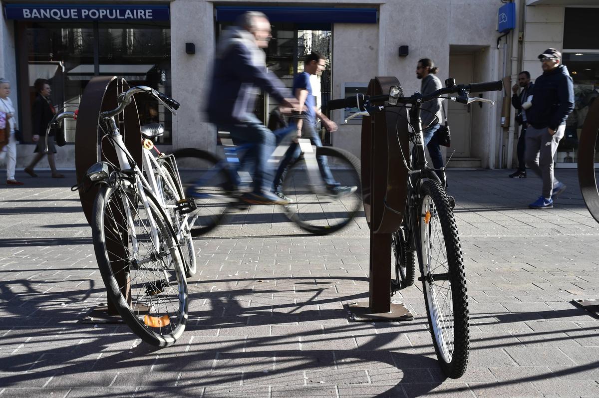 faire du vélo c’est bien, savoir rouler c’est mieux