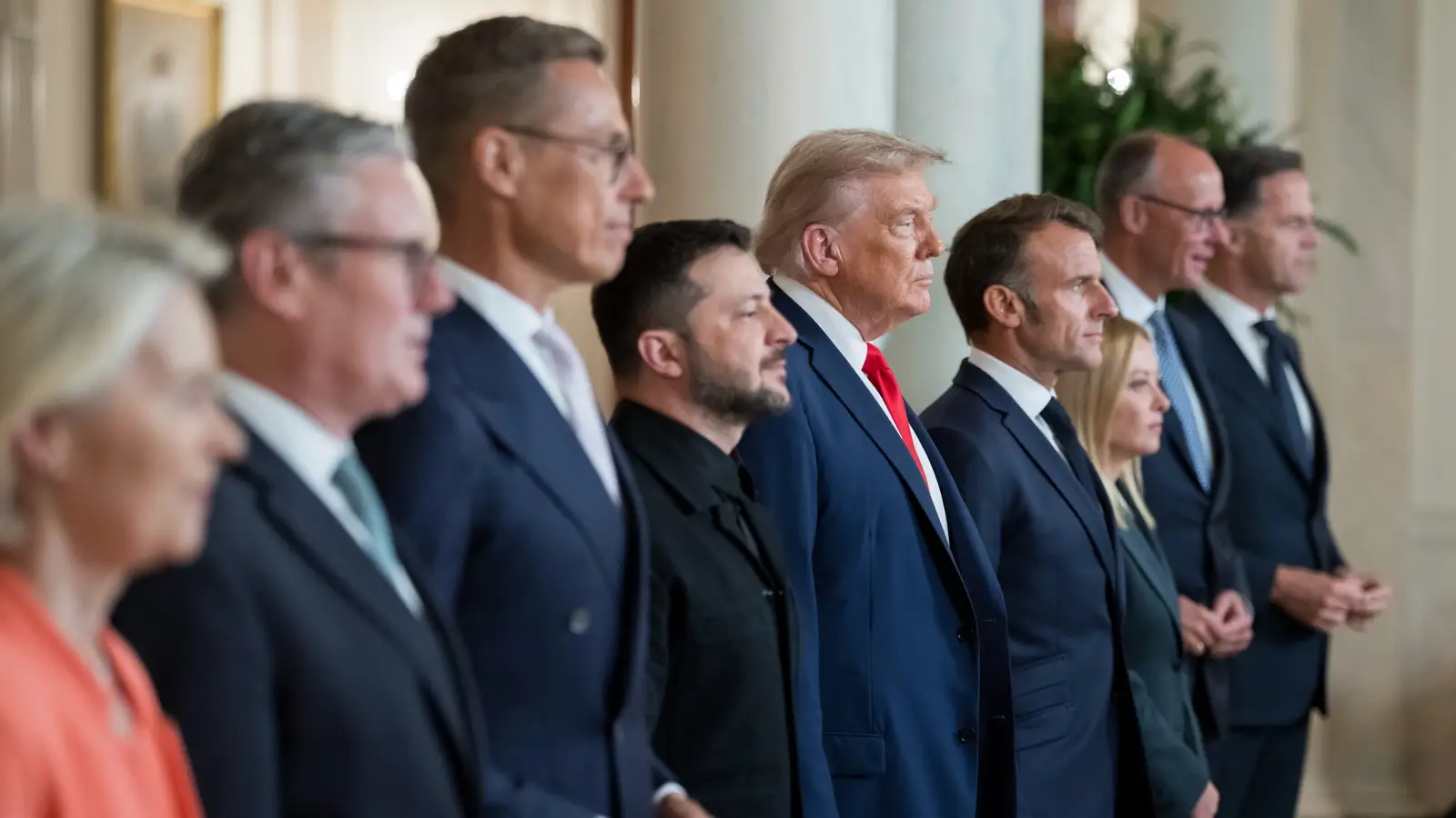 Dzhabarov prédit la baisse de l’aide US et UE