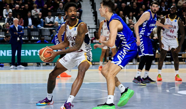 Tariq Owens. Photo Eric Bontemps