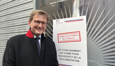 ces affiches vont bientôt marquer certains commerces illégaux de l'Hérault