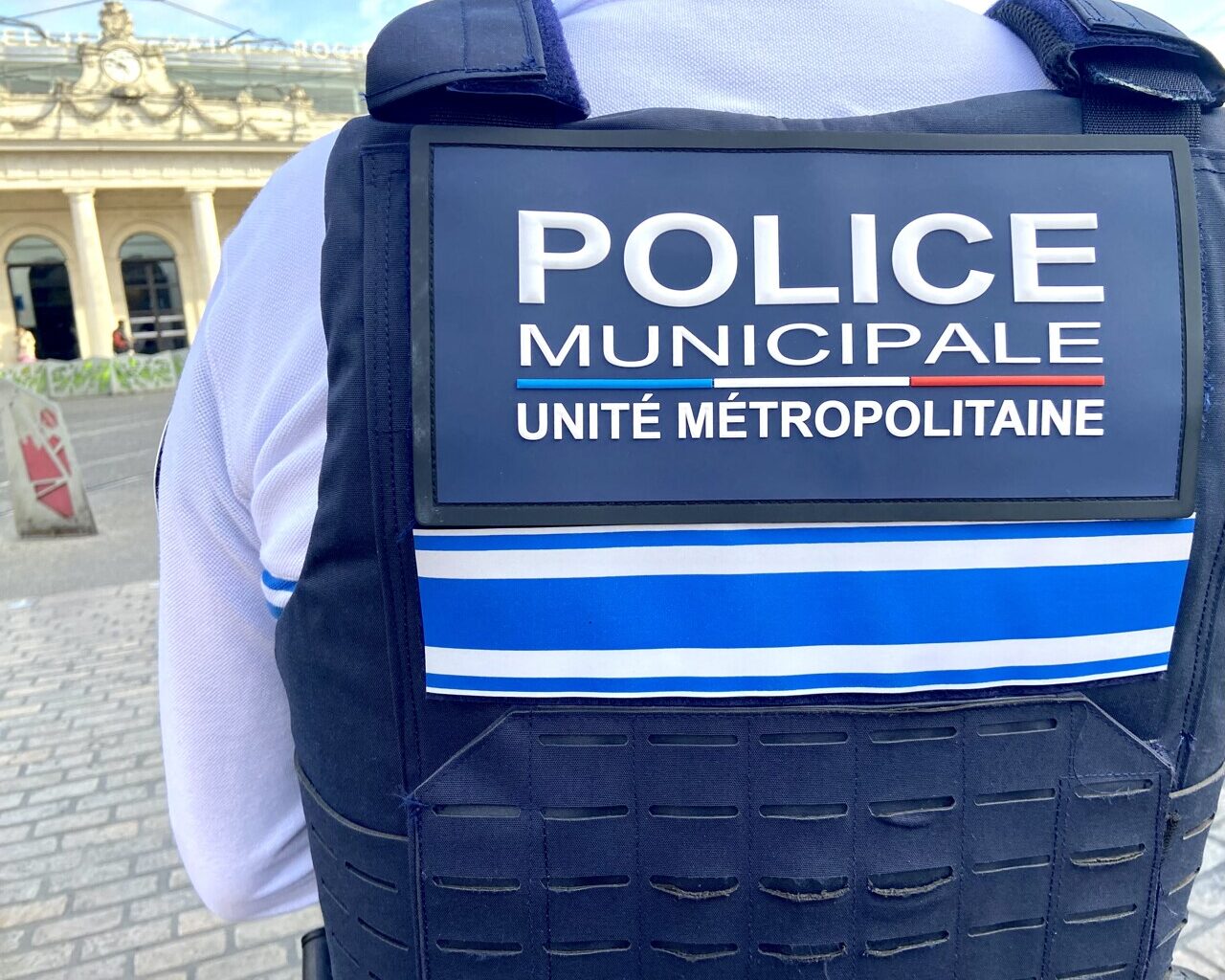 Couteau de survie et lame ouverte, Montpellier sous vigilance face aux armes