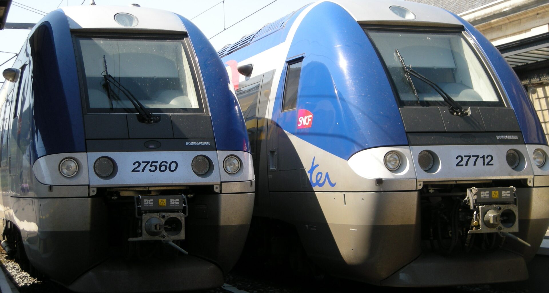 des voyageurs SNCF évacués après un départ de feu sur un train