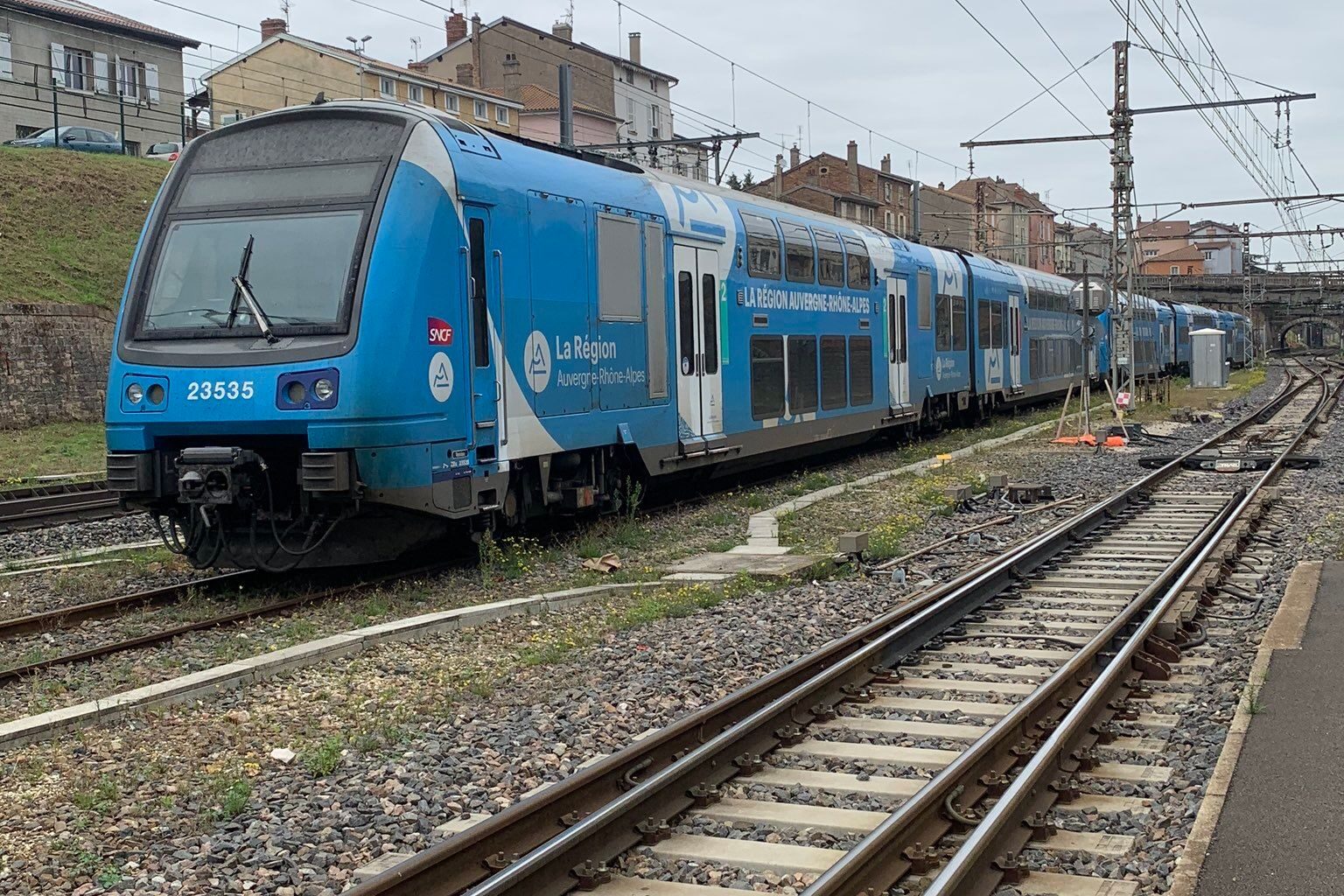 Le trafic entre Saint-Etienne et Le Puy-en-Velay finalement interrompu jusqu'à jeudi matin