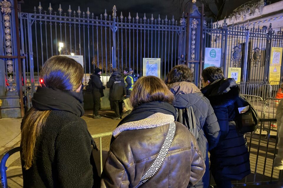 De nombreux visiteurs se font refouler à l'entrée du parc de la Tête d'Or.