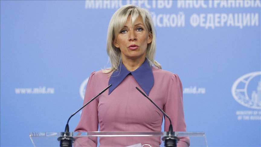 La Russie affirme que sa réponse au gel de ses comptes en Europe « ne tardera pas »