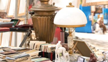 Elle achète une tirelire vintage en brocante et y découvre un trésor