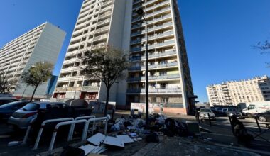 En attendant la démolition, le quotidien dégradé de la tour B de Félix-Pyat à Marseille