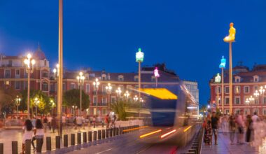 tramway nice nuit