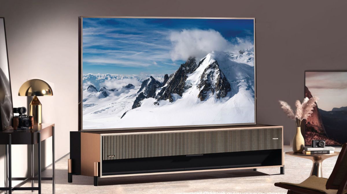 TV Hisense dans un salon