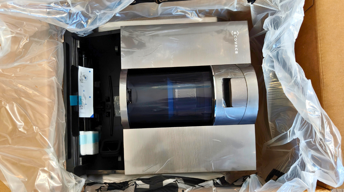 Unboxing ecovacs X11 omnicyclone