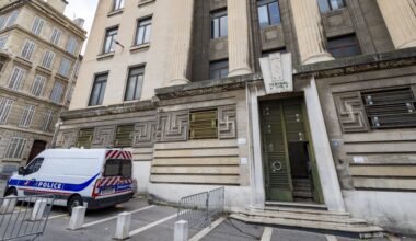 Une octogénaire sans histoire jugée pour avoir poignardé son mari à Marseille