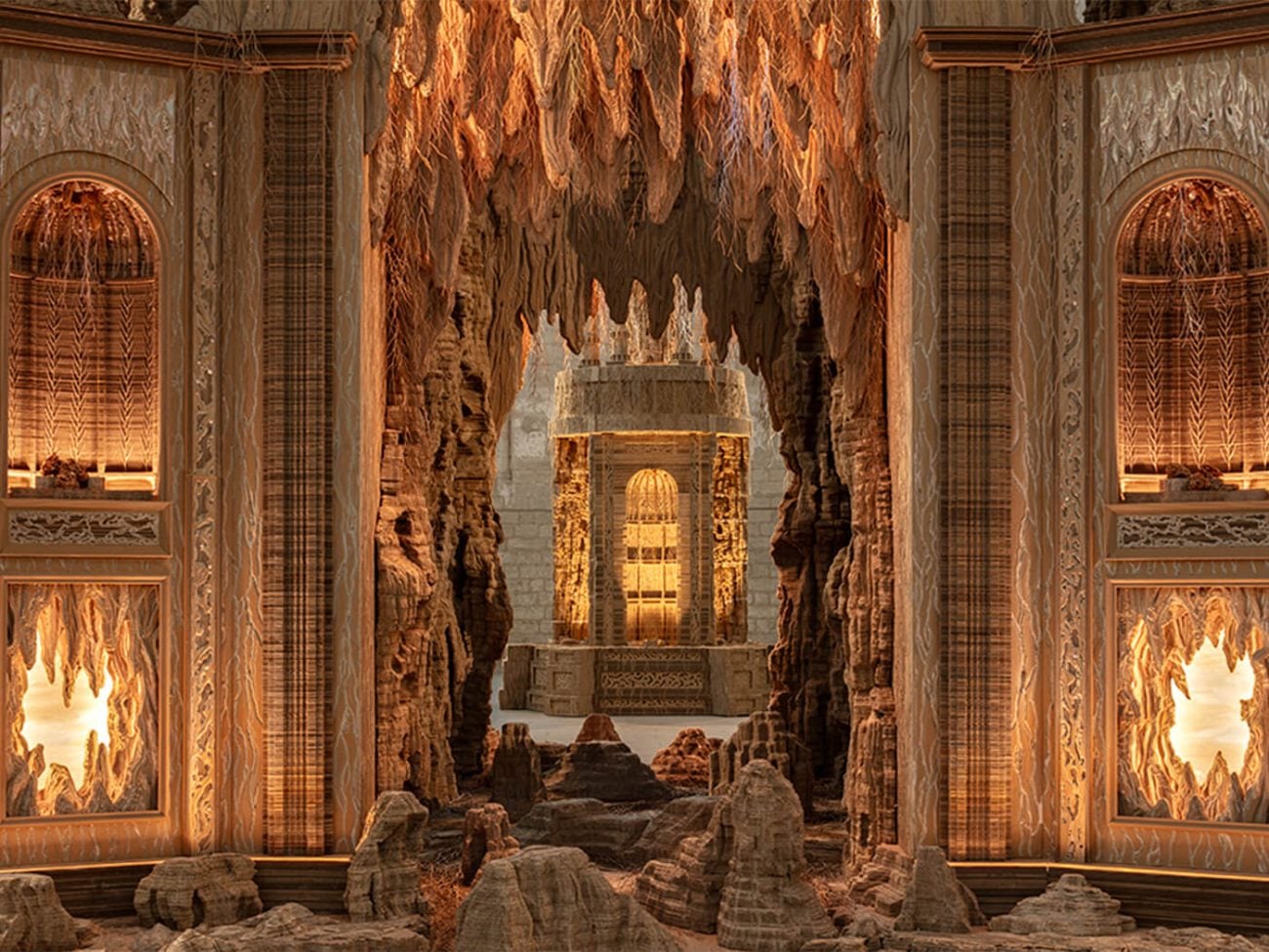 Vue d’exposition « Palazzo » au Palais des Papes, Avignon