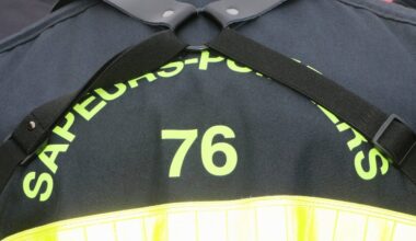 Rouen. Un véhicule prend feu après un accident sur le pont Mathilde