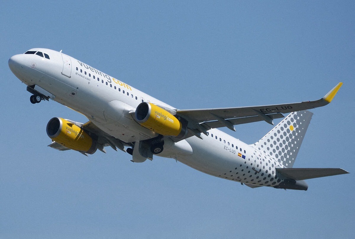 Un A320 de la compagnie Vueling parti de Paris pour Ibiza dérouté en urgence en plein milieu de la France