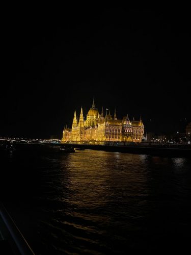 Budapest nuit CroisiEurope