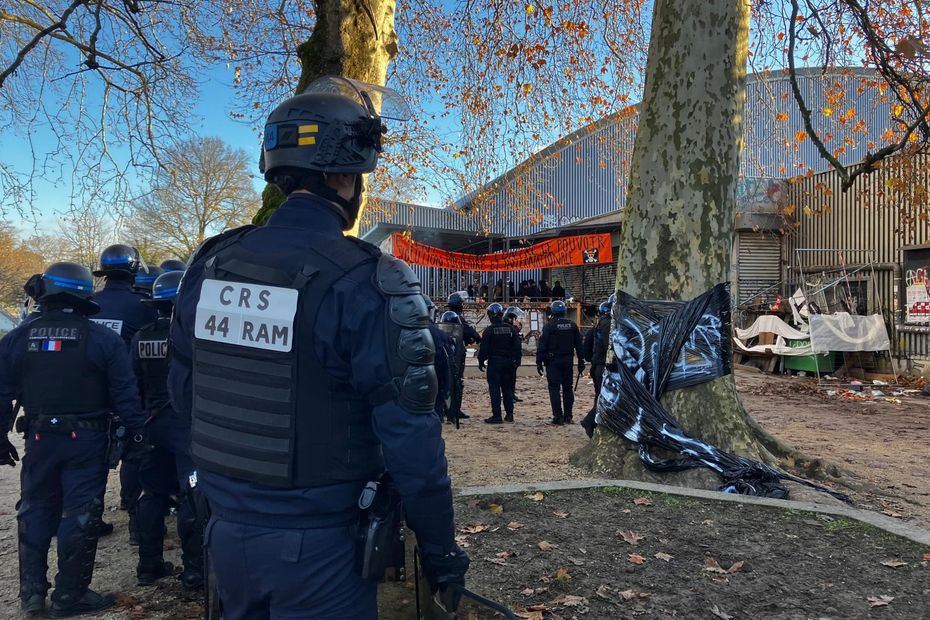 les occupants de la Bobine évacués de force par la police