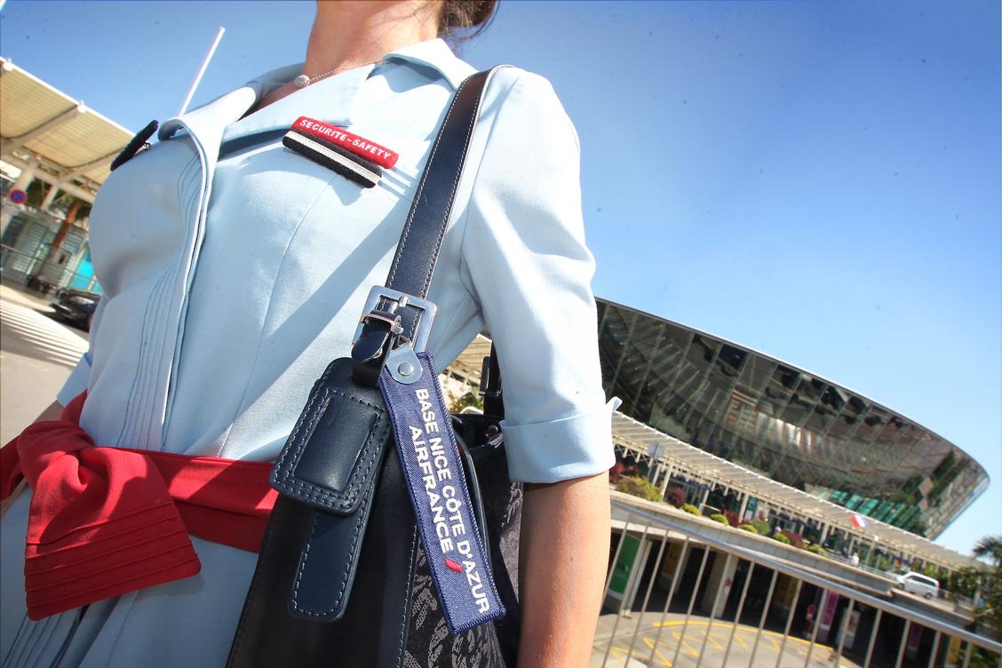 pour la seconde fois en 4 ans, il agresse sexuellement une hôtesse de l’air à Nice