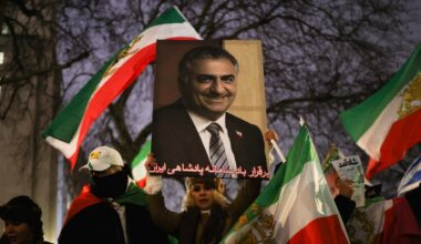 Reza Pahlavi, le fils de l’ancien chah, appelle les forces armées et de sécurité à se joindre au mouvement de contestation